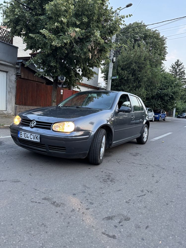 Volkswagen Golf 4 -2002 - 1.6 stare perfecta