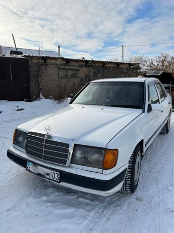 Mercedes-Benz 1989, 2,5