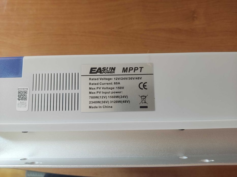 Соларен контролер