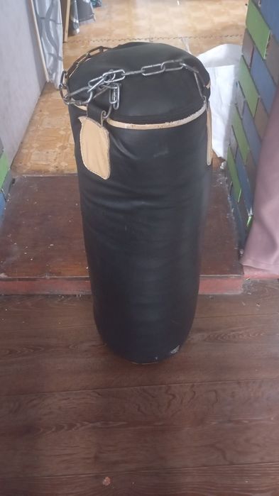 Продам грушу почти новая