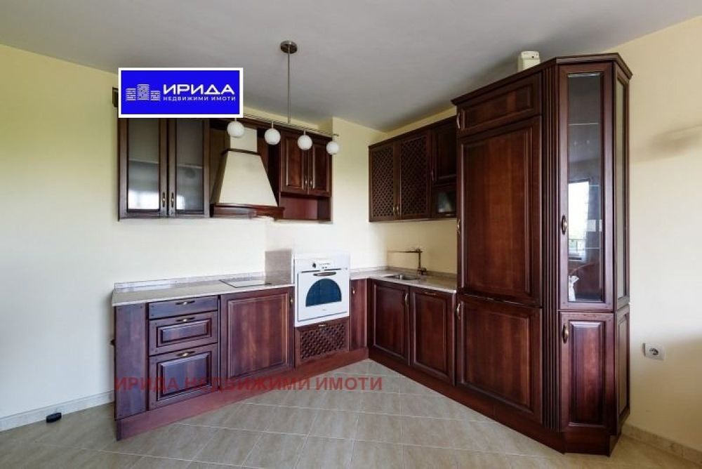 Продава се Двустаен апартамент в София, Бъкстон - 65 кв.м за 3308 €/кв.м - Снимка #1