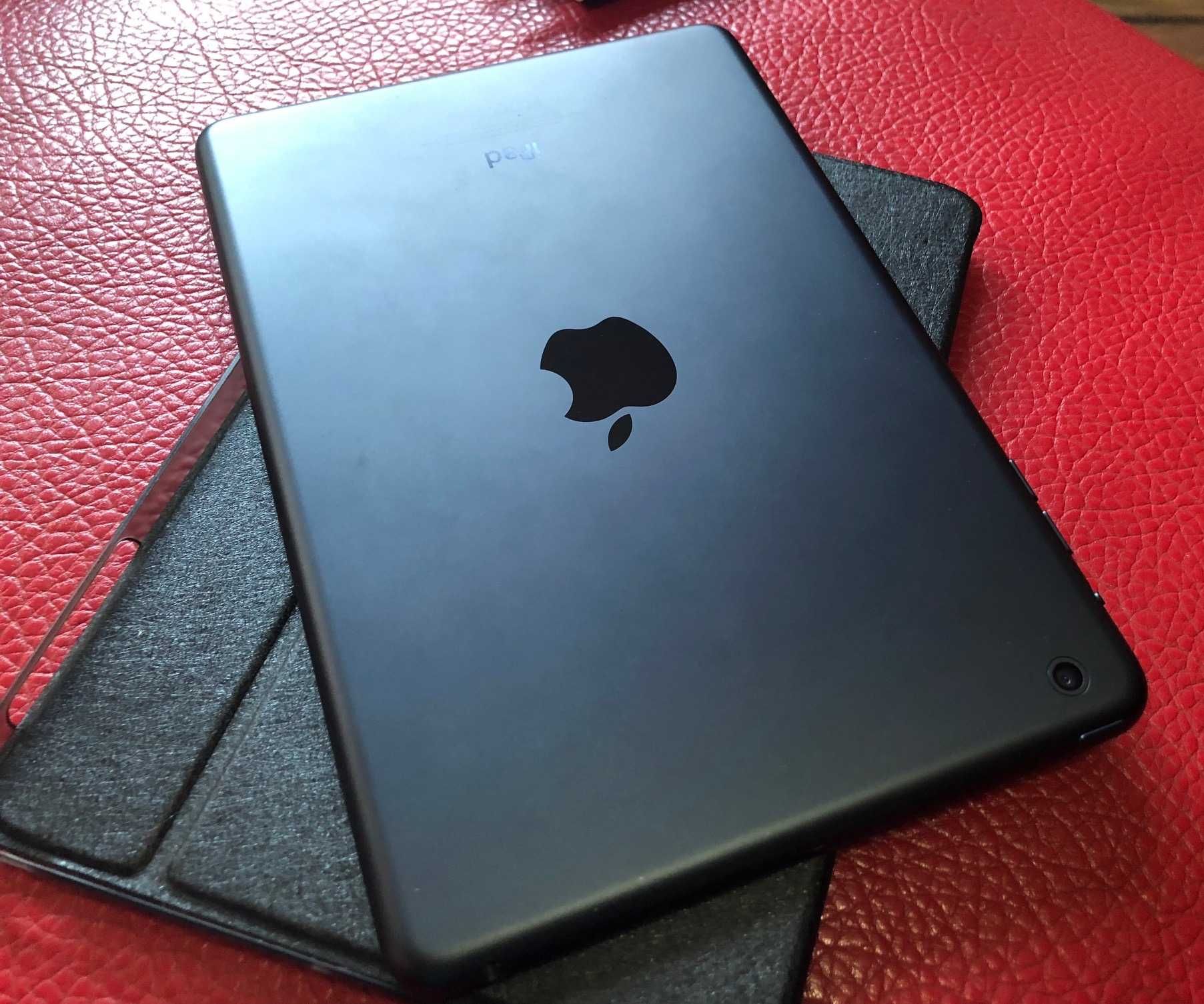 Apple iPad Мini 16GB WiFi черен Модел А1432