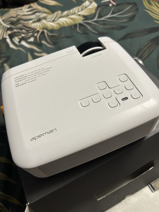 Videoproiector apeman