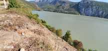 Dubova- 1000mp- C.C Intravilan- Iesire la Dunare 31m