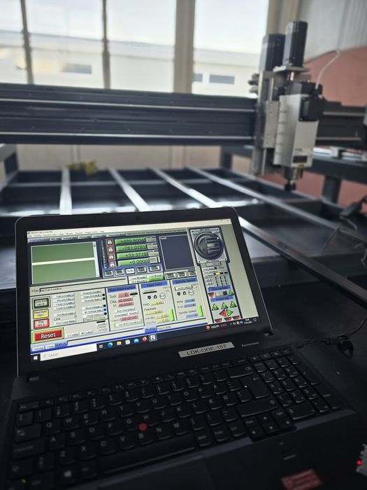 CNC ROUTER Marmura,Granit,Lemn.. (2500X1500)