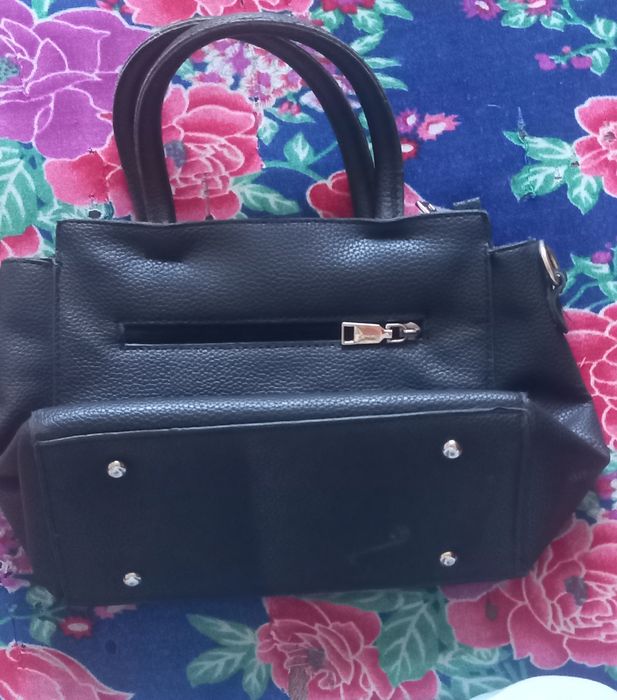 Женская сумочка.