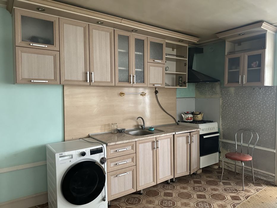 Студент куяман, факат кизлар, адрес Геофизика (Гранд султан)