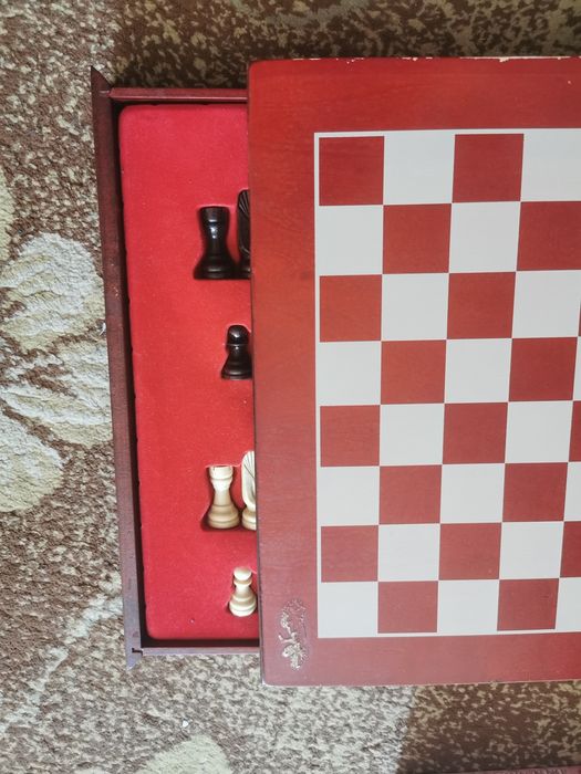 Дървен шах 33х33см