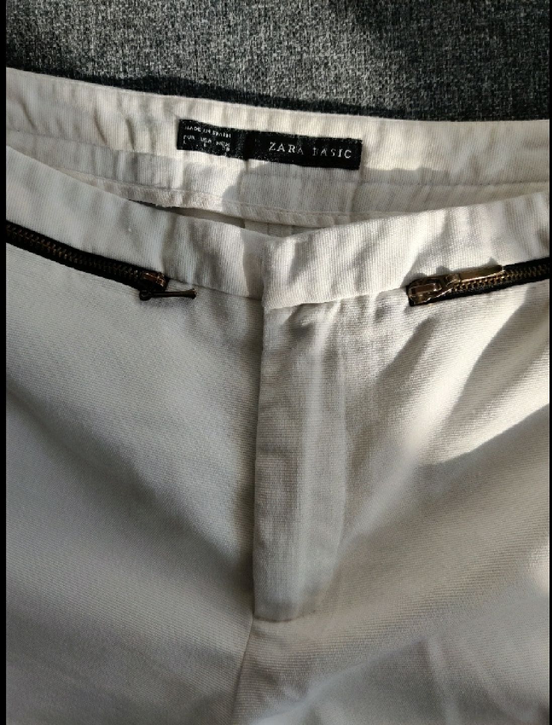 Pantaloni scurți albi Zara L