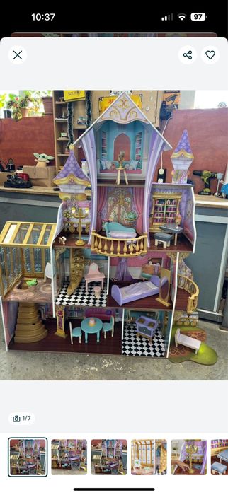 Замък за кукли като нов