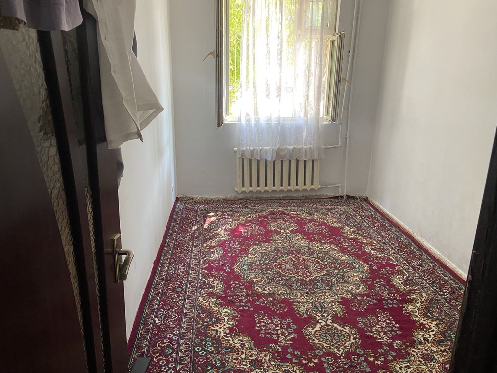 Mirzo ulug’bek metroda 1 ta bolaga joy bor