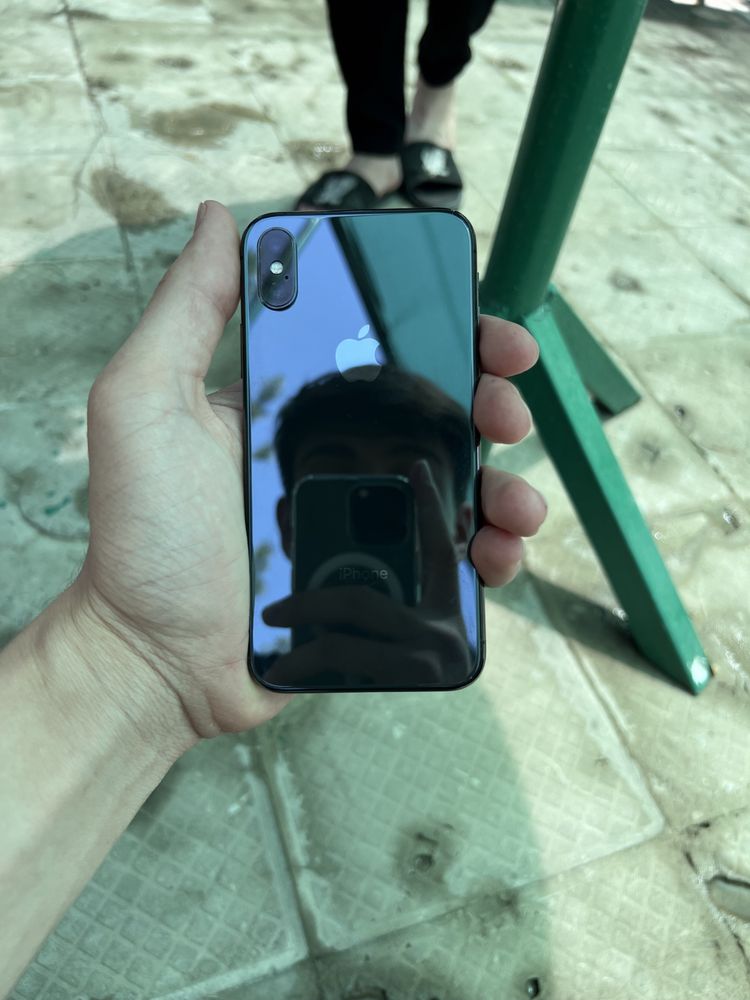 продается iphone x