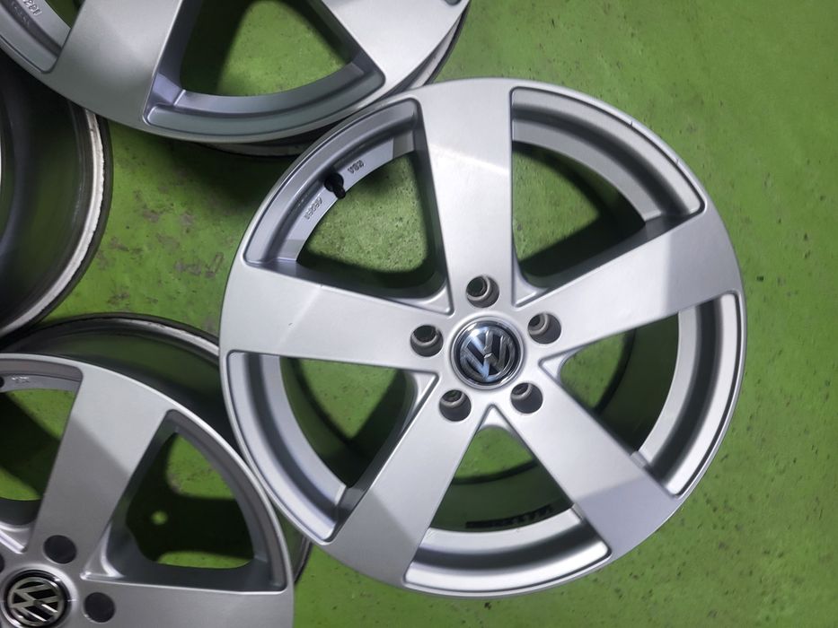 17 5x112 Vw Passat Touran Caddy Golf Skoda Audi 5х112