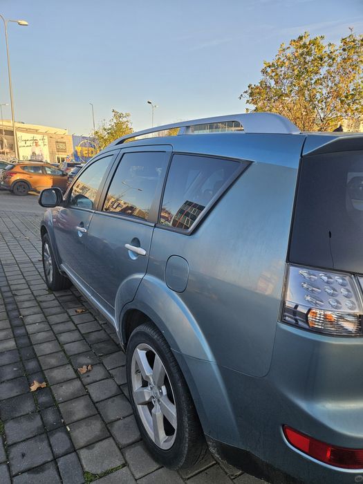 Mitsubishi Outlander diesel 7 locuri