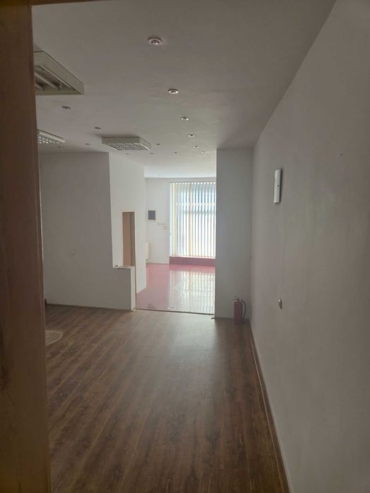 PF Vand spatiu comercial Lugoj
