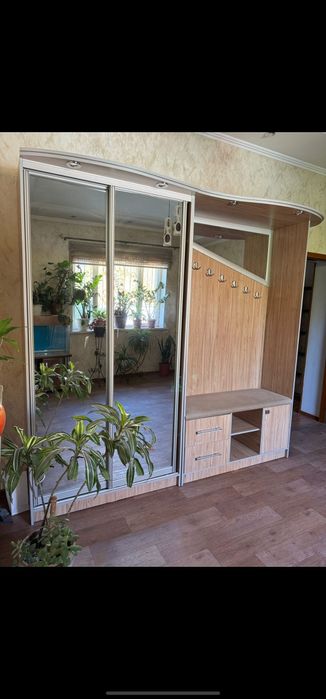 Шкаф -Купе -Прихожая в Идеальном Состоянии