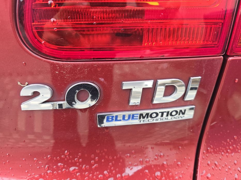 Tiguan edition 2L Diesel  Led Xenon Navi parkAsist carte service tüf