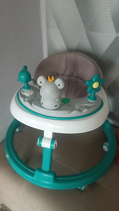 Продам ходунки детские, регулируемые. Состояние нового, ребенок не пол