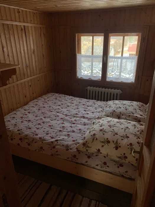 Proprietate 8ha si cabana de vanzare in Bucovina Campulung Moldovenesc