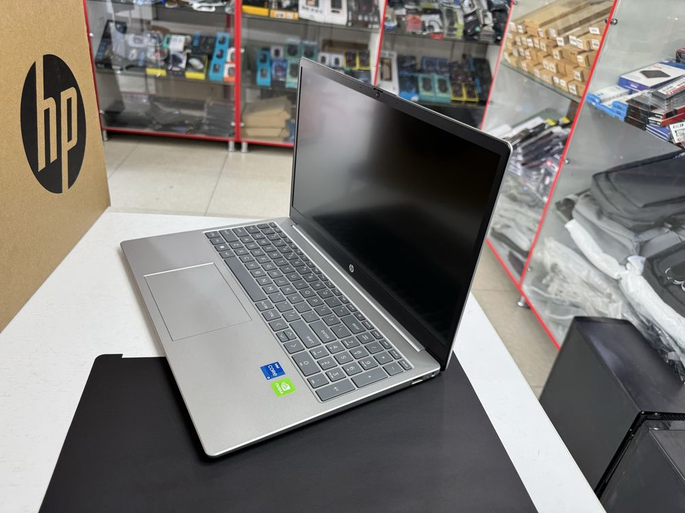 hp i5-1334 8/512 2 ta videokartalik mutlaqo yangisidan keldi IT uchun