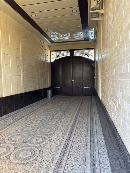 Продается дом 11 комнат, ор-р: ул. Саламатина кафе Сим Сим, 1000 м2