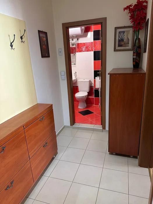 Дава се под наем Двустаен апартамент в Варна, Център - 73 кв.м за 511 € - Снимка #5