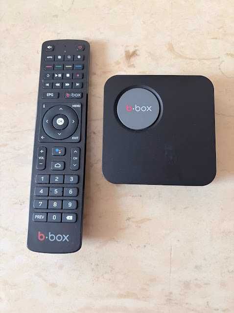 B-BOX продавам в отлично състояние