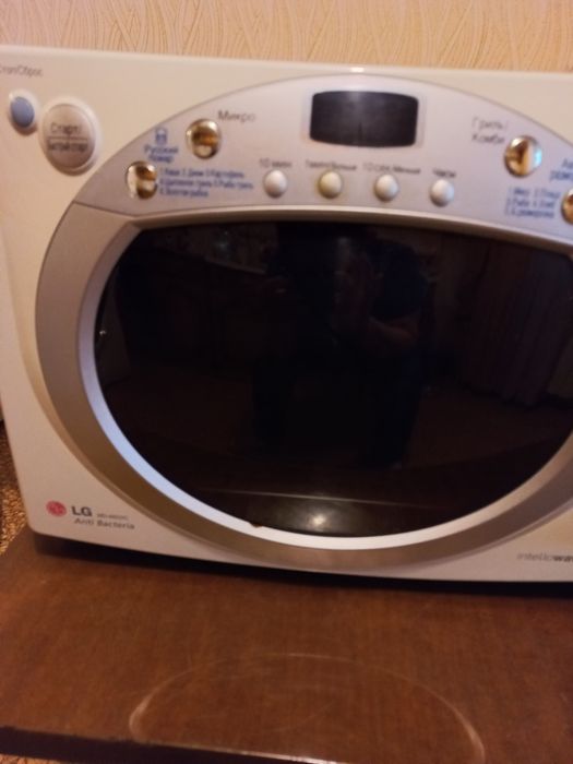 Микроволновая печь  lg с тостером   25000м