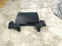 PS3 с 2 джойстика, Move, камера, волан Ferrari и 18 игри