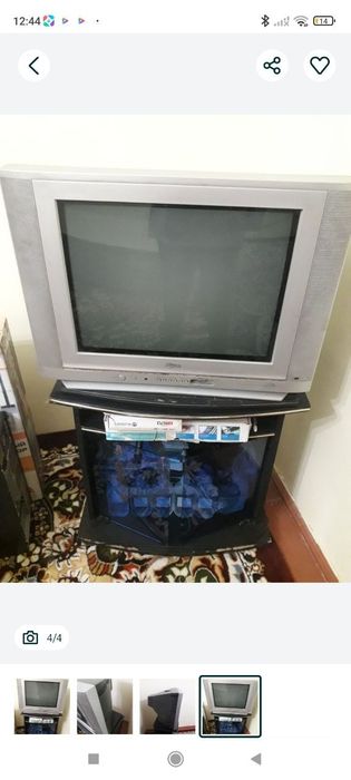 LG цветной с подставкой