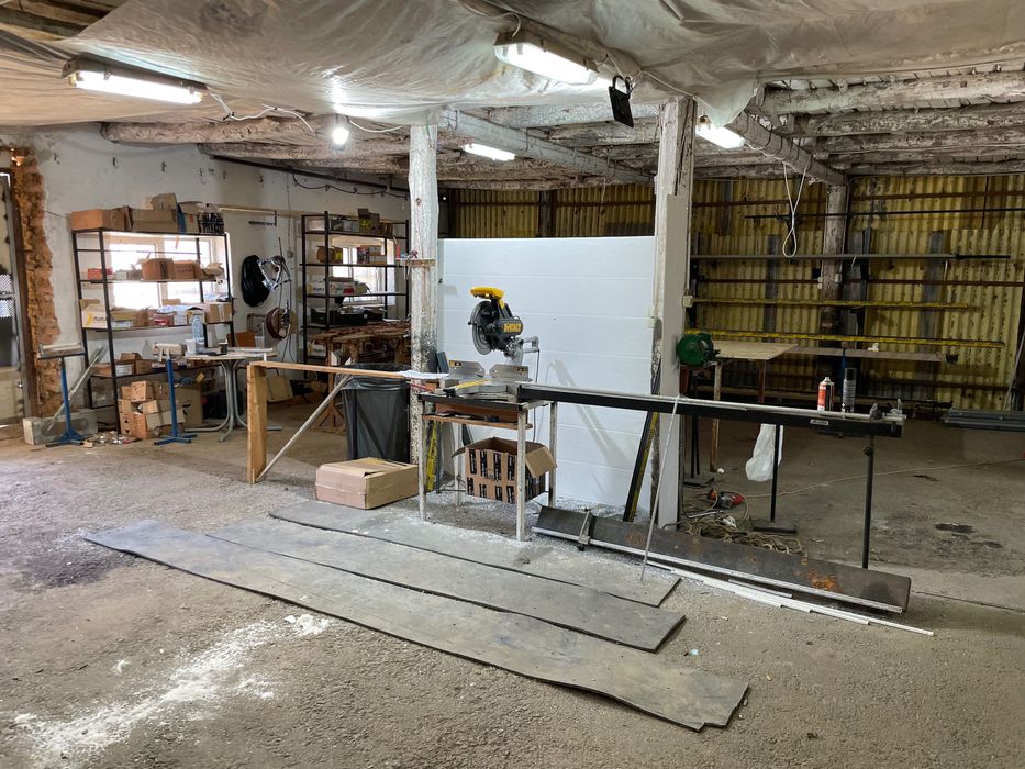 Vand linie utilaje tâmplărie PVC si aluminiu