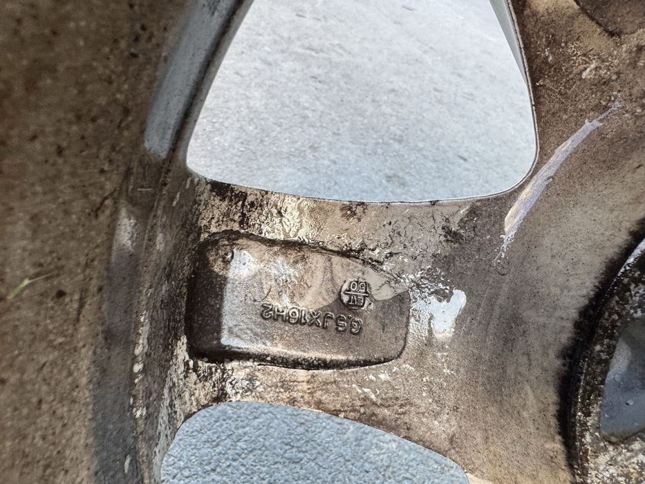 Джанти Autec 16-ски 5х112 с гуми