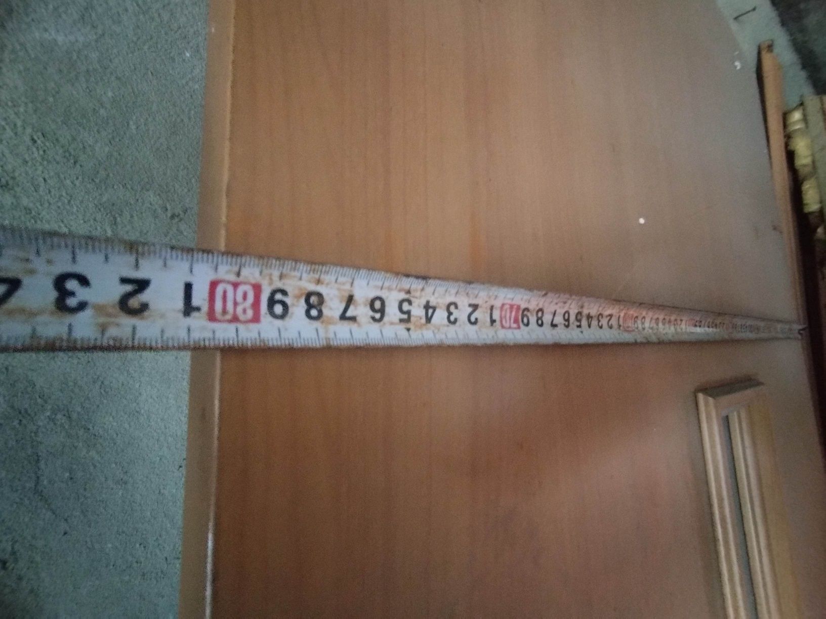 Продам межкомнатную дверь