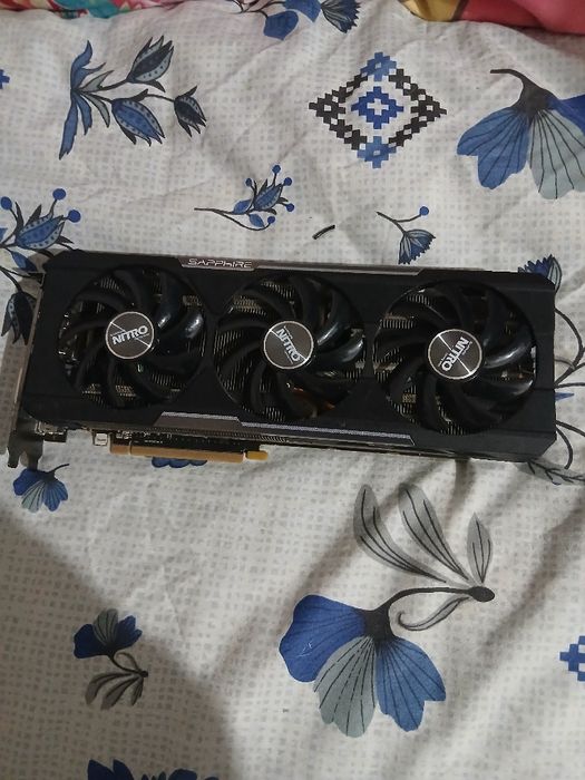 Видео карта Sapphire Nitro R9 390 8GB