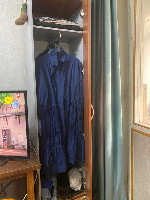 шкафы и тумбочка офисные