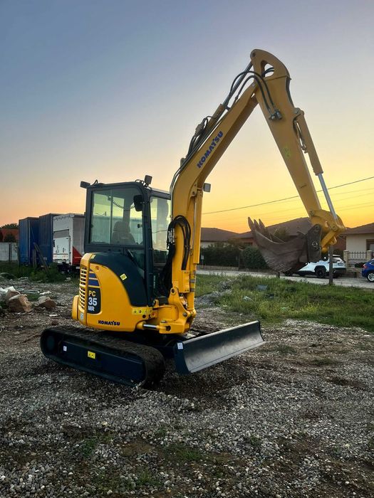 Miniexcavator komatzu ,3,8 T,2021