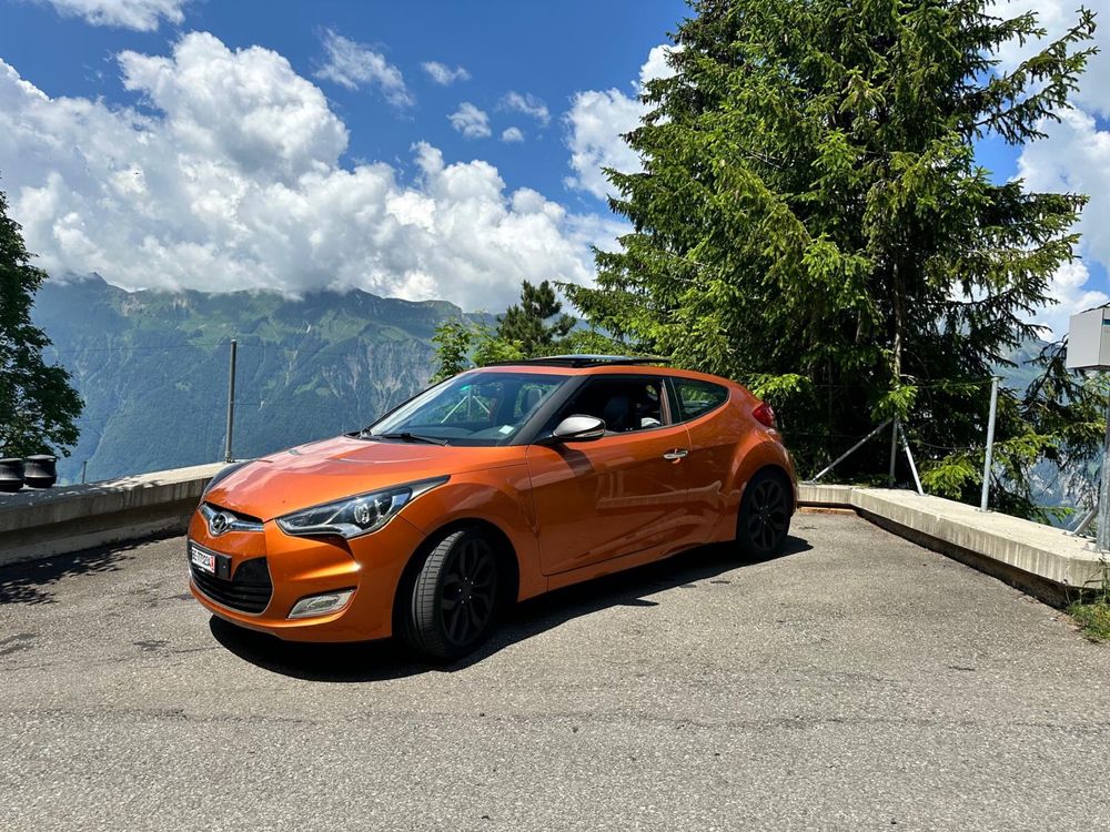 Hyundai Veloster