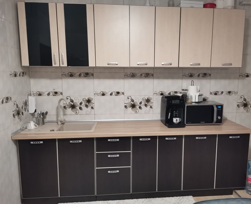 DOAR UȘILE! Vând usi (fațete) mobilă bucătărie