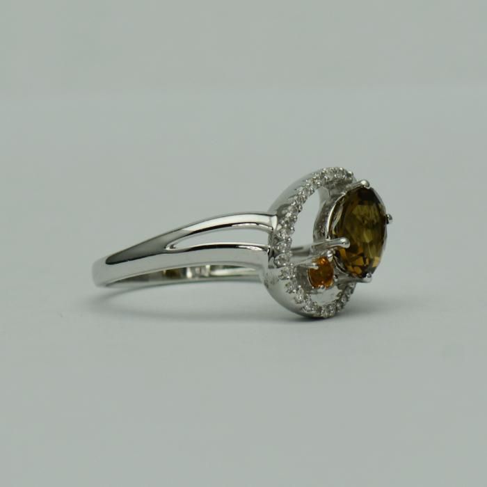 Inel din aur alb cu diamante si citrine (cod 3023)
