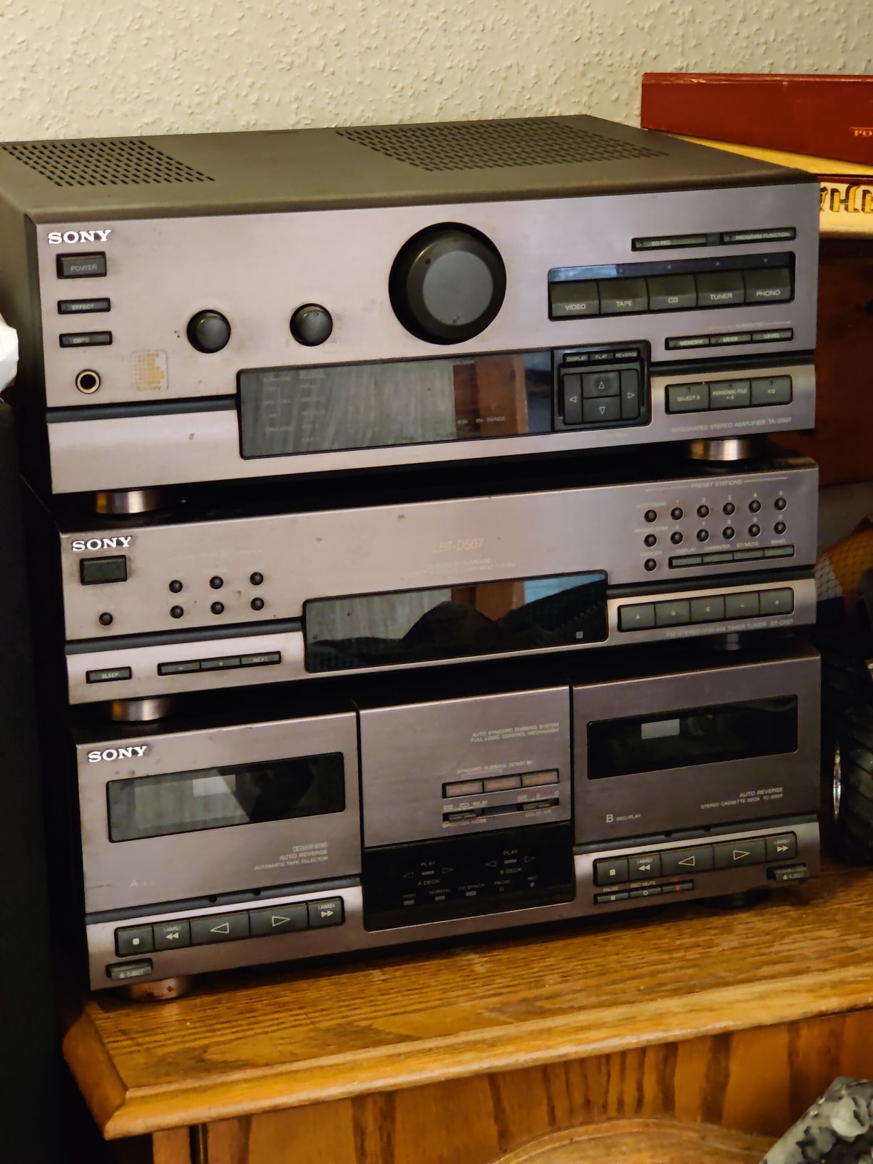 Продавам Sony LBT-D507 – Ретро Hi-Fi аудио система