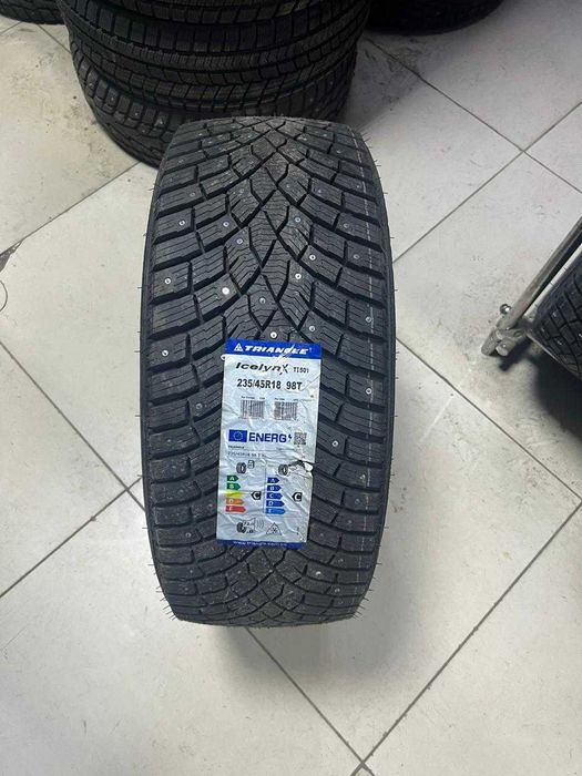 235/45 R18 TRIANGLE (трианжл) TI501 шипованные зимние