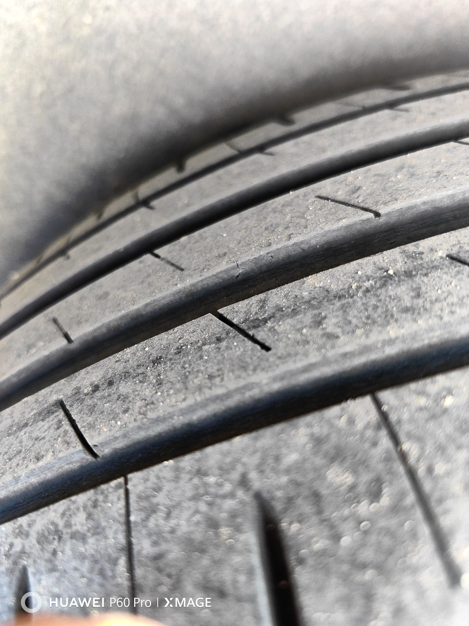 Goodyear 205 55 17 летни 4бр-200лв