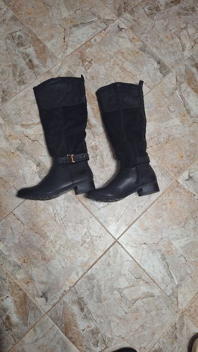 Cizme blanite din piele