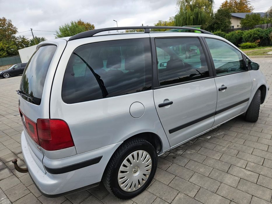 Vând Vw Sharan 1.9 TDI 7-locuri