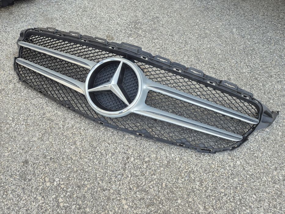 Решетка Мерцедес W205 C class маска Mercedes Ц класа