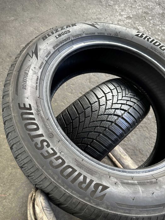 SET 2 Anvelope Iarna 215/60 R17 100V BRIDGESTONE Blizzak LM 005
