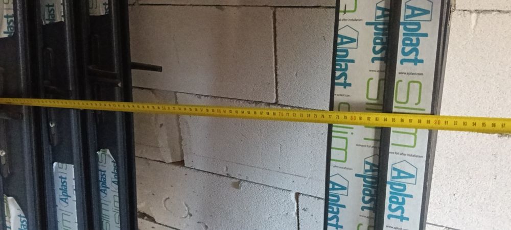 Vând uși termopan noi