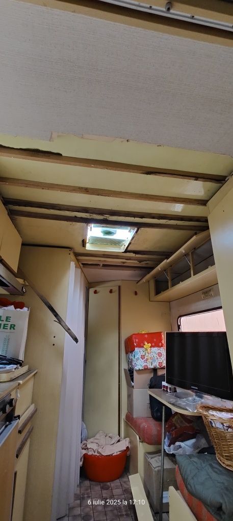Rulotă CX Royalcar – ideală pentru curte, cabană, proiect DIY