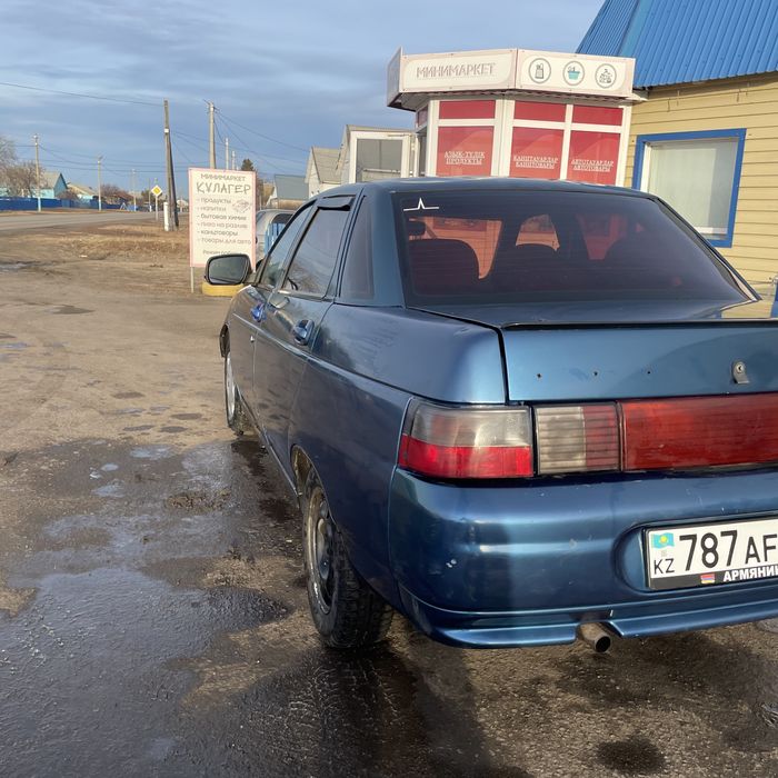 Продам ваз 2110 синего цвета