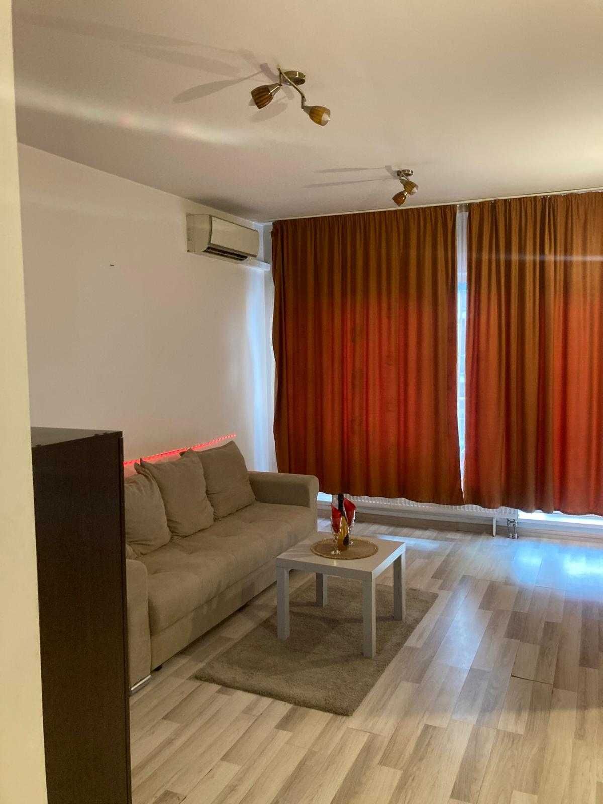 Cazare regim hotelier Titan bloc nou